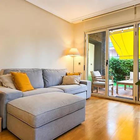 Apto Bajo Con Terraza - Casa Juanin شقة يانس