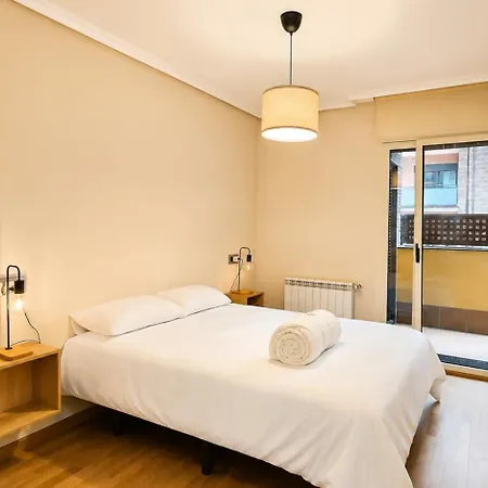 Apto Bajo Con Terraza - Casa Juanin شقة